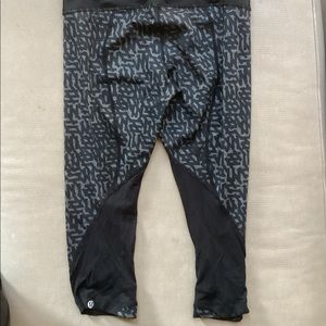 Lululemon cropped leggings